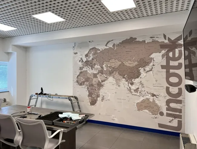 Rivestimento murale lavorazione